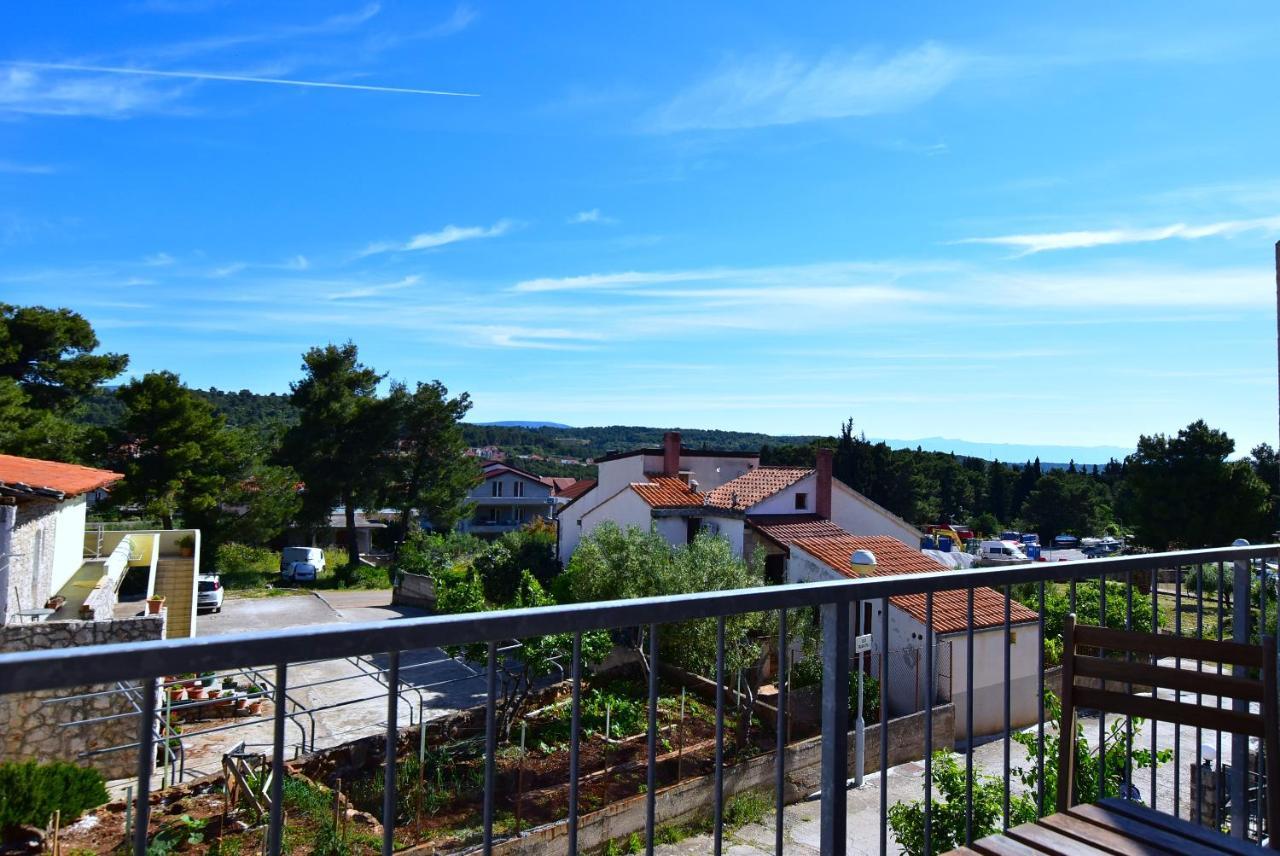 Apartamento Olive Tree Stari Grad  Exterior foto