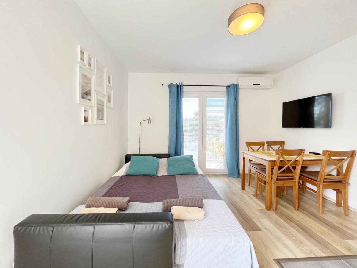 Apartamento Olive Tree Stari Grad  Exterior foto